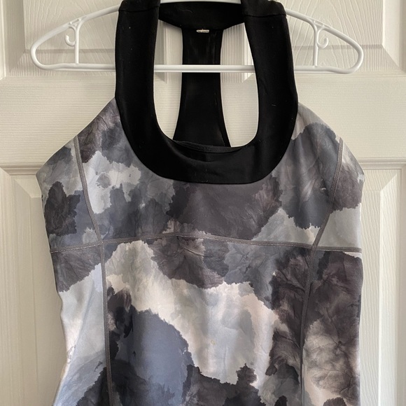 Lululemon racerback tank. Size 12 - Picture 2 of 2